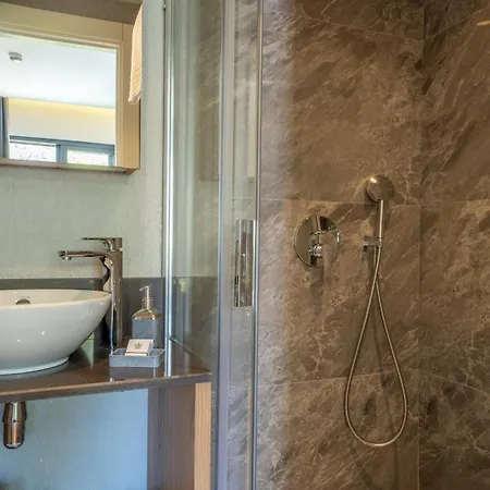 Gündoğan Suıtes 2 *