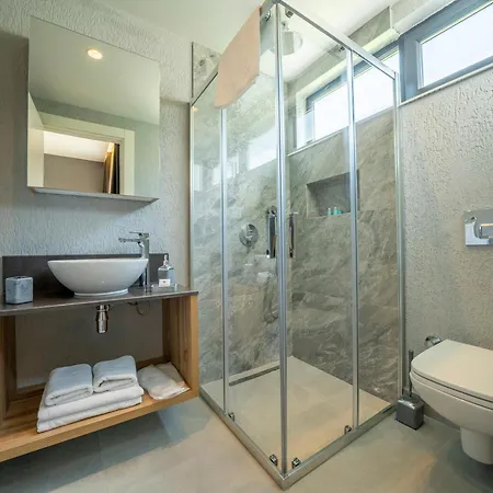 Guendogan 2 ボドルム