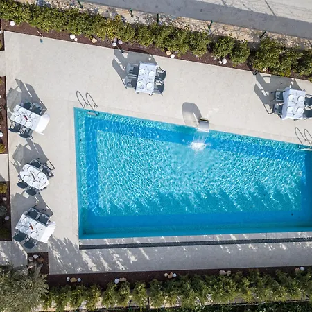 Guendogan 2 アパートホテル